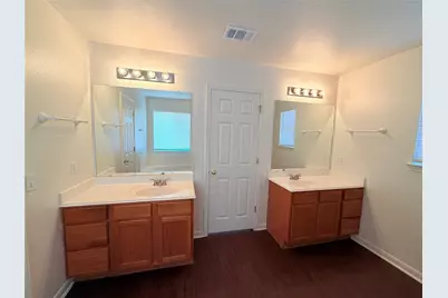 124 Estate Cove, Hutto, TX 78634 - Photo 15