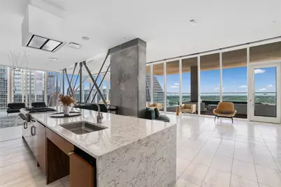 301 West Avenue #4607, Austin, TX 78701 - Photo 37