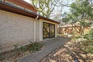 8504 Tallwood Dr, Austin, TX 78759 - Photo 21