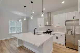 116 Pine Point Cove, Elgin, TX 78621 - Photo 9