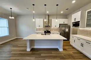 116 Pine Point Cove, Elgin, TX 78621 - Photo 5