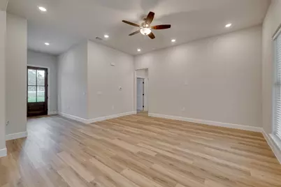 116 Pine Point Cove, Elgin, TX 78621 - Photo 7