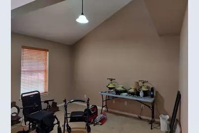 611 Clearcreek Drive, Leander, TX 78641 - Photo 9