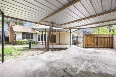 2404 E 14th Street, Austin, TX 78702 - Photo 3