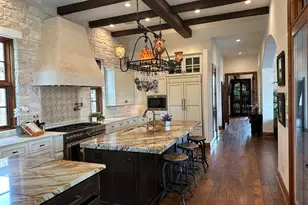 808 Rivercliff Dr, Spicewood, TX 78669 - Photo 13