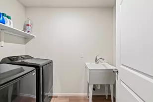 324 NE Black Alder St, Georgetown, TX 78626 - Photo 35