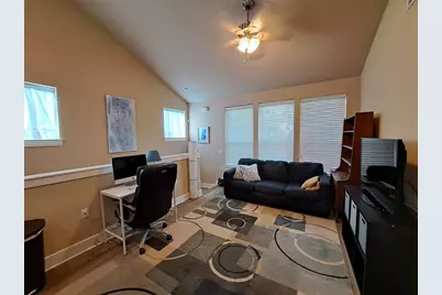 1601 Miriam Avenue #311, Austin, TX 78702 - Photo 3
