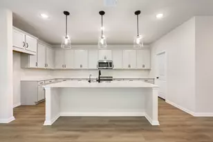 229 Leeland Dr, Liberty Hill, TX 78642 - Photo 11