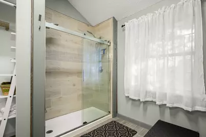 3017 Sunridge Drive, Austin, TX 78741 - Photo 23