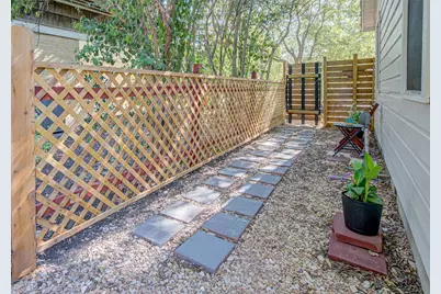110 W Saint Johns Avenue, Austin, TX 78752 - Photo 33