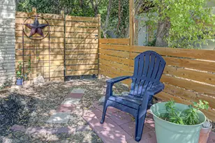 110 W St Johns Ave, Austin, TX 78752 - Photo 5