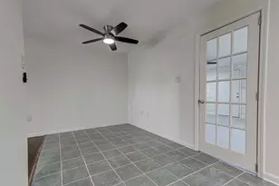 110 W St Johns Ave, Austin, TX 78752 - Photo 11
