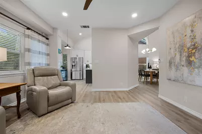 1211 Cardinal Lane, Round Rock, TX 78681 - Photo 9