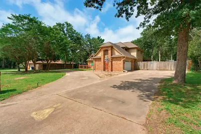 711 Brazos Avenue, Rockdale, TX 76567 - Photo 37