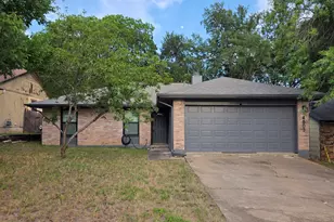 4803 Peach Grove Rd, Austin, TX 78744 - Photo 1
