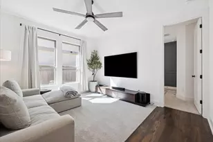 310 Westfield St, Hutto, TX 78634 - Photo 19