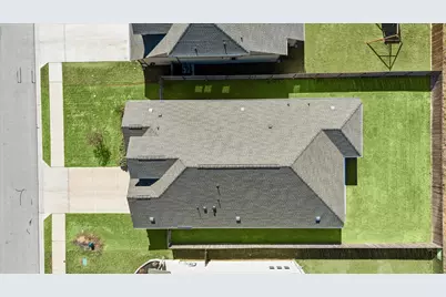 310 Westfield Street, Hutto, TX 78634 - Photo 31