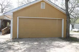 936 Fm 1185, Lockhart, TX 78644 - Photo 21