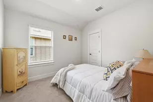 425 Purple Heart Dr, Buda, TX 78610 - Photo 25