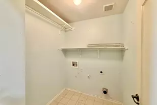 12820 Waynespur Ln, Elgin, TX 78621 - Photo 13