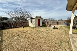 12820 Waynespur Ln, Elgin, TX 78621 - Photo 23