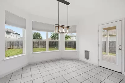 8012 Izetta Lane, Austin, TX 78744 - Photo 7