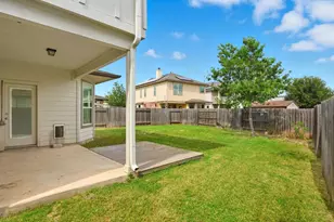 8012 Izetta Ln, Austin, TX 78744 - Photo 21