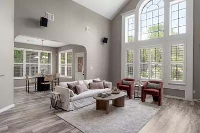 5800 Anselm Court, Austin, TX 78739 - Photo 11