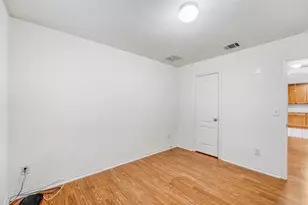 1007 Papaya Cove, Hutto, TX 78634 - Photo 21