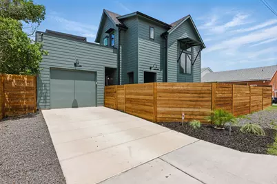2105 Sl Davis Ave. #2, Austin, TX 78702 - Photo 3
