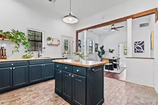 1011 Porter St, Taylor, TX 76574 - Photo 13