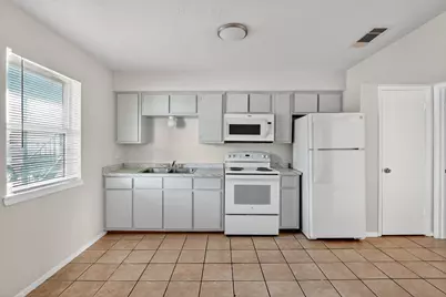306 Calhoun Drive, Rockdale, TX 76567 - Photo 11