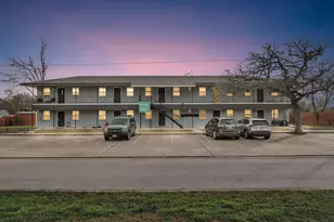 306 Calhoun Dr, Rockdale, TX 76567 - Photo 1