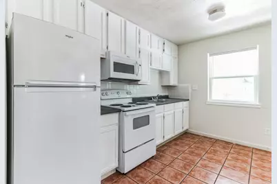 306 Calhoun Drive, Rockdale, TX 76567 - Photo 17