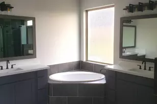 205 Roseleaf Ct, Liberty Hill, TX 78642 - Photo 19