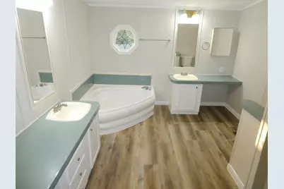1227 Highway 71 W, Smithville, TX 78957 - Photo 15