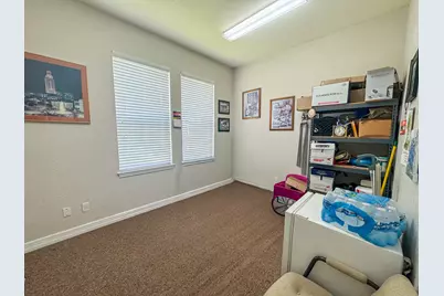 600 Round Rock West Drive #401, Round Rock, TX 78681 - Photo 5