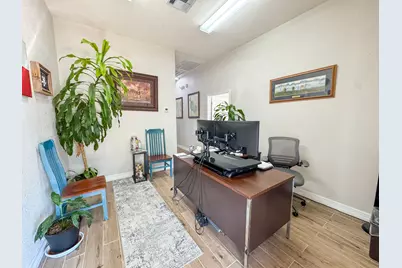 600 Round Rock West Drive #401, Round Rock, TX 78681 - Photo 3