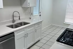 5302 Indio Cir, Austin, TX 78745 - Photo 5