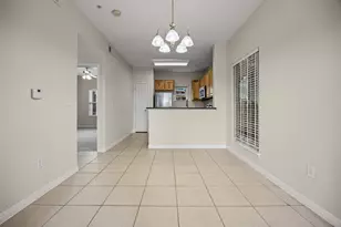 6810 Deatonhill Dr, Austin, TX 78745 - Photo 5