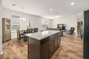 317 Bedford Falls Ln, Jarrell, TX 76537 - Photo 13