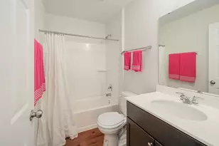 317 Bedford Falls Ln, Jarrell, TX 76537 - Photo 23