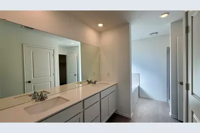 205 Corniche Circle, Hutto, TX 78634 - Photo 15