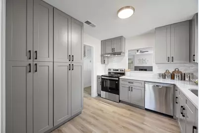 202 S Lake Creek Drive, Round Rock, TX 78681 - Photo 7