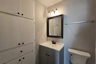 8810 Springmail Circle Circle, Austin, TX 78729 - Photo 11