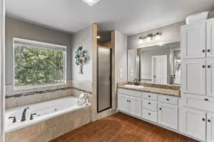 401 Twin Springs Rd, Georgetown, TX 78633 - Photo 17