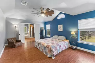 401 Twin Springs Rd, Georgetown, TX 78633 - Photo 15