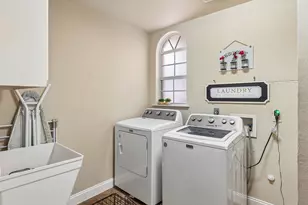 401 Twin Springs Rd, Georgetown, TX 78633 - Photo 19