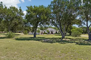 401 Twin Springs Rd, Georgetown, TX 78633 - Photo 3