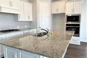 156 Santa Maria St, Georgetown, TX 78628 - Photo 13